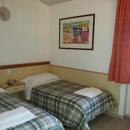מלון Villaggio Casa E Lago *