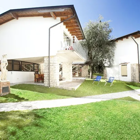 ホテル Villaggio Casa E Lago *